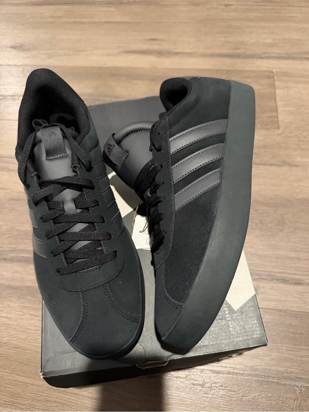 Mens Adidas VL Court Shoes Size 12